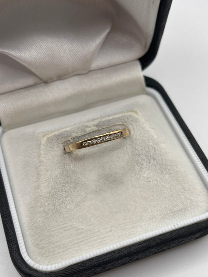 9ct gold diamond ring