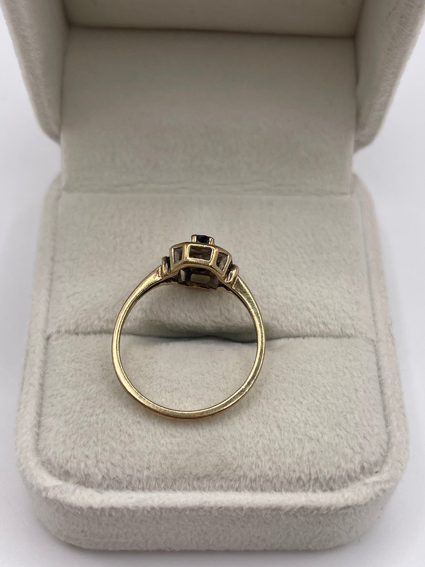 9ct gold sapphire and diamond ring