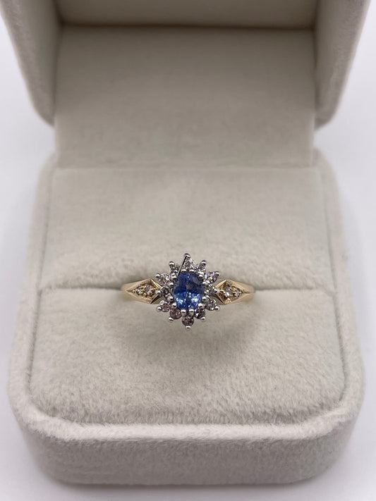 9ct gold sapphire and diamond ring