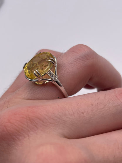 Silver gemstone ring