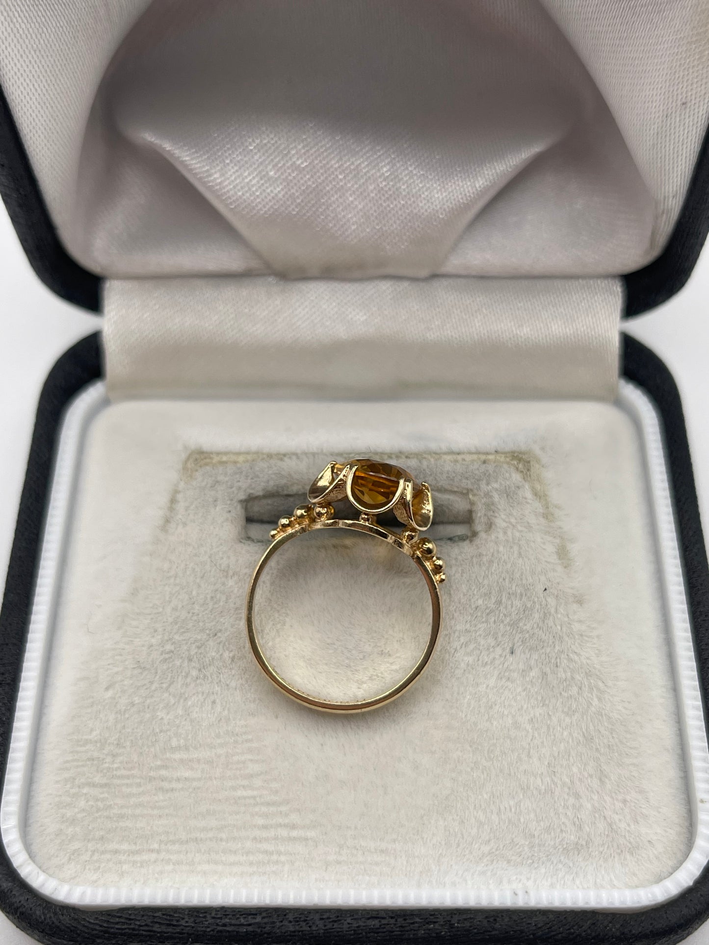9ct gold citrine ring