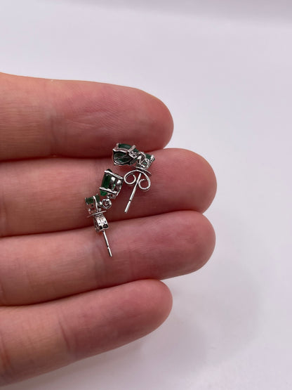 9ct white gold emerald earrings