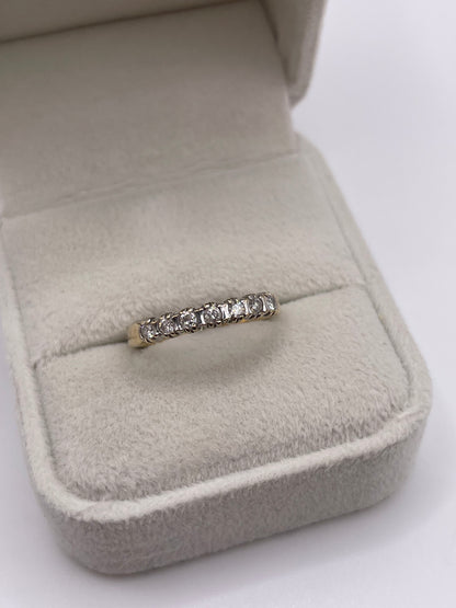 9ct gold diamond ring