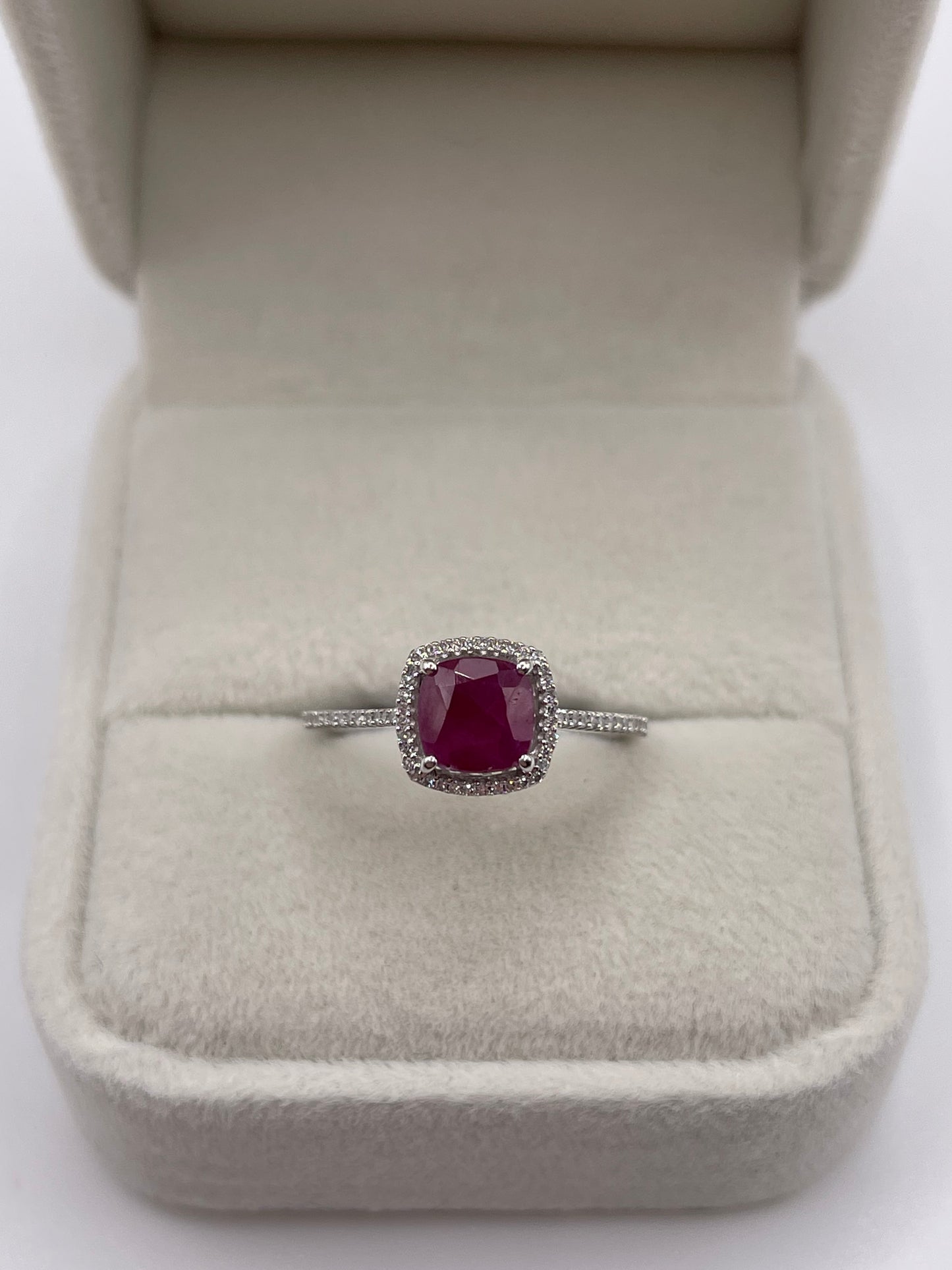 9ct white gold ruby and diamond ring