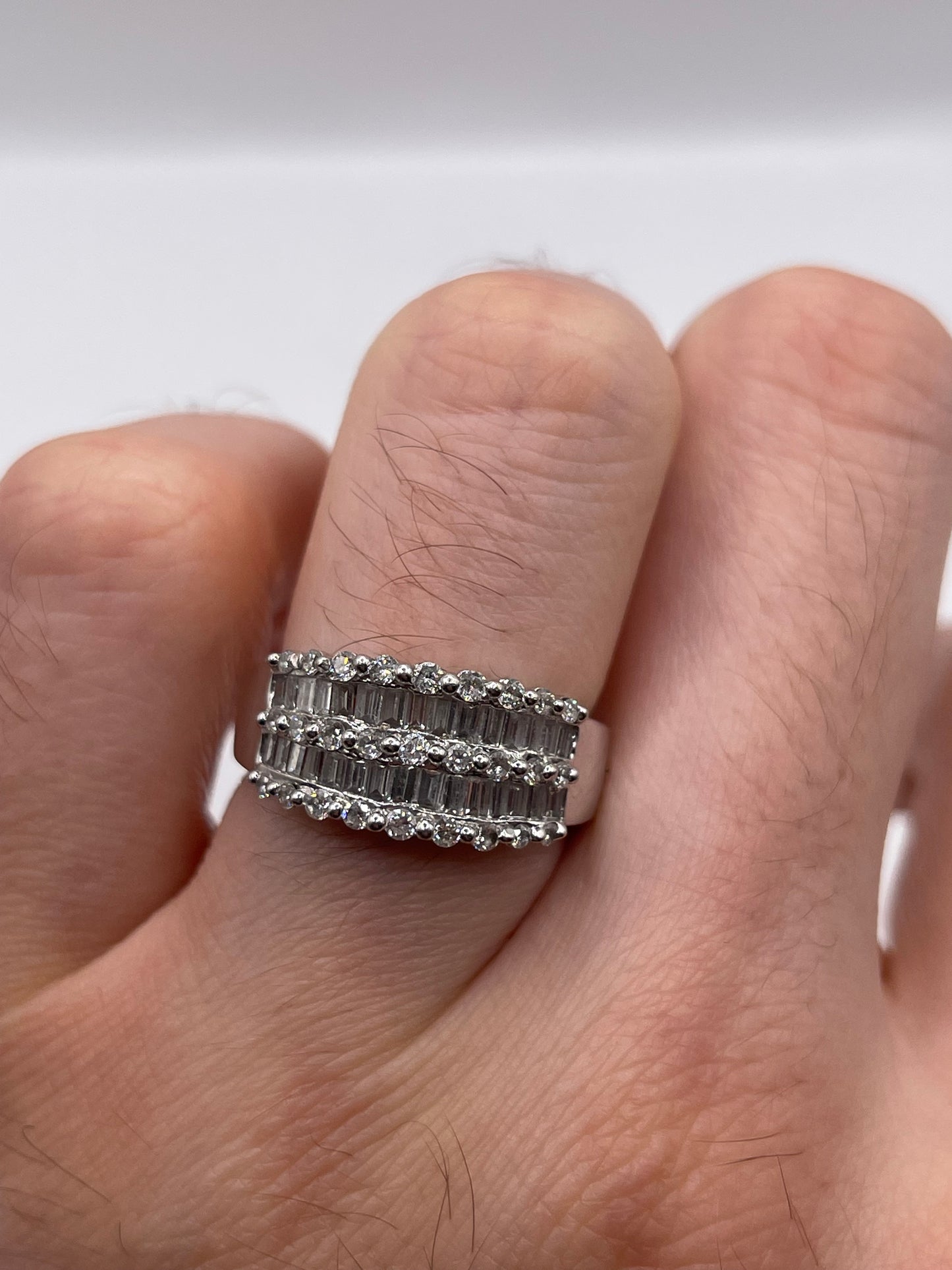 14ct white gold diamond cluster ring