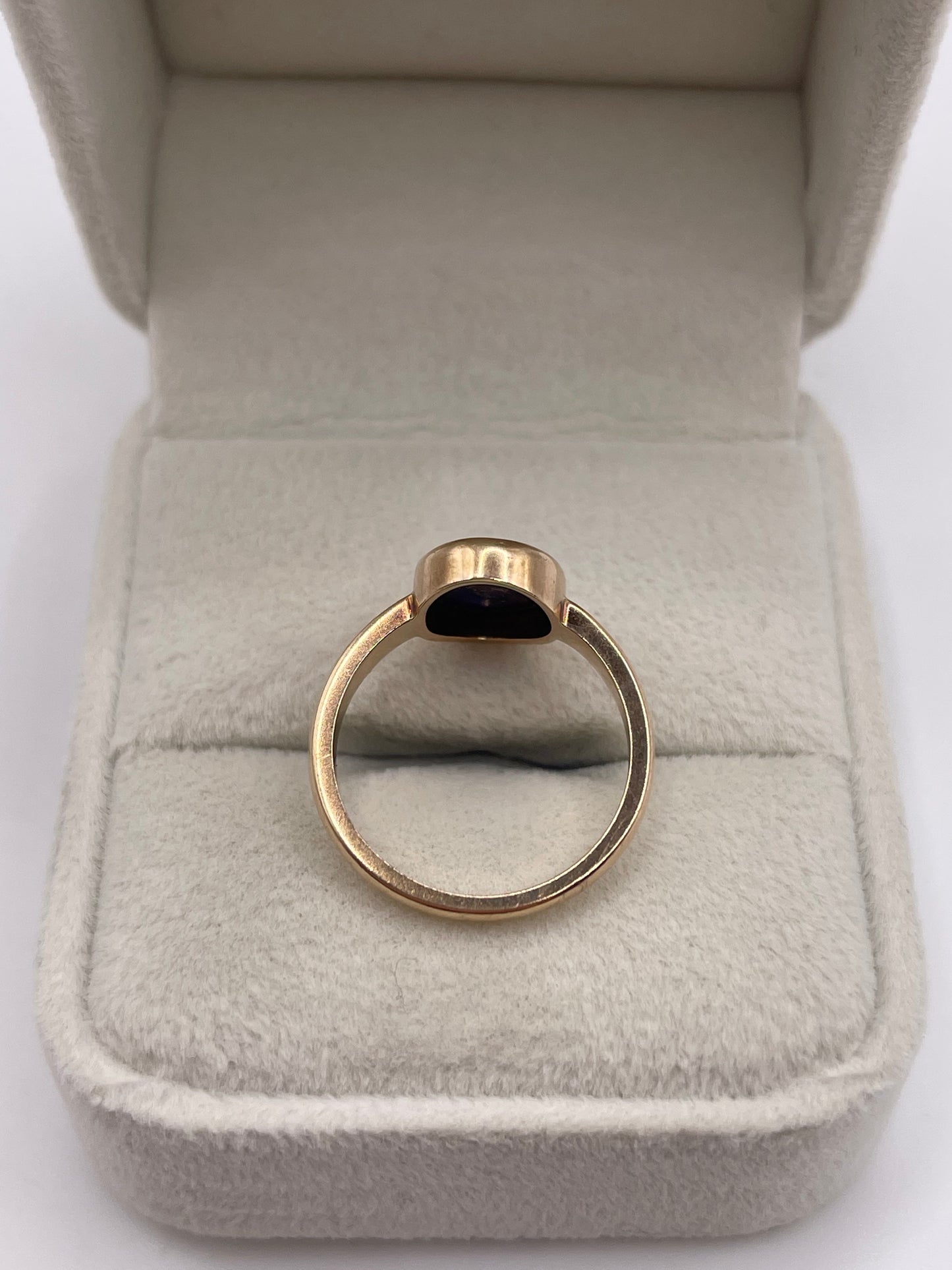 9ct gold lapis lazuli ring