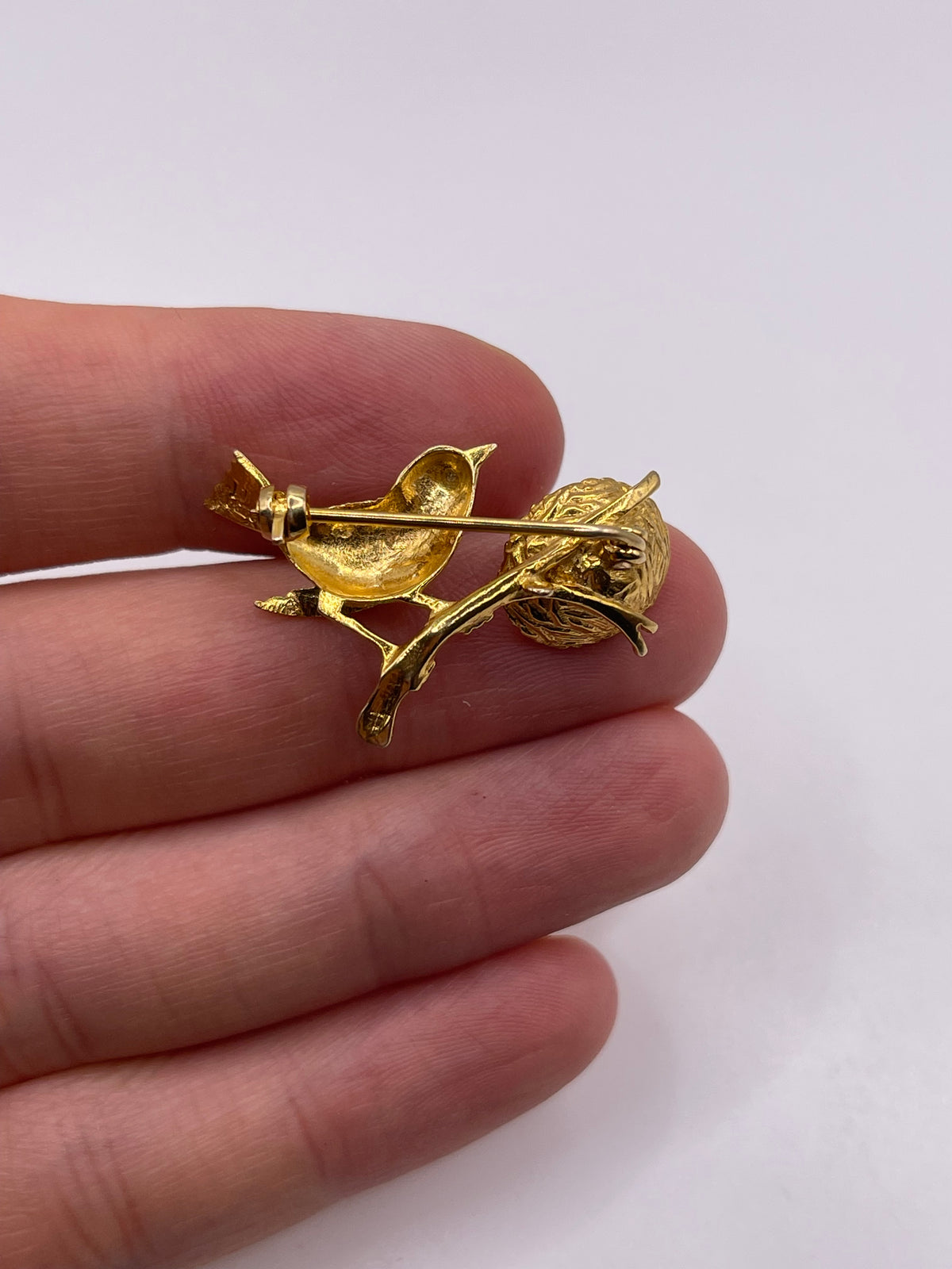 9ct gold pearl bird brooch