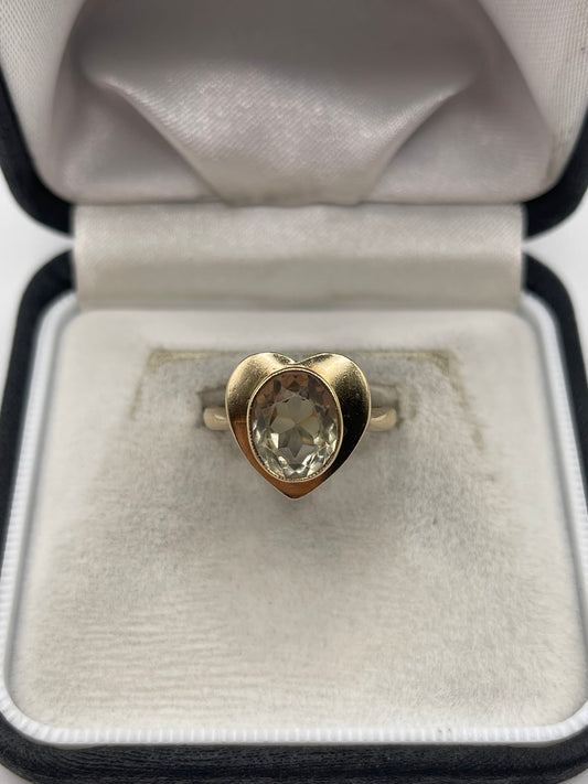 9ct gold quartz heart ring