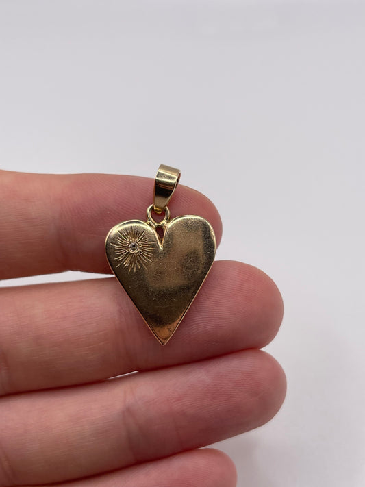9ct gold diamond heart pendant