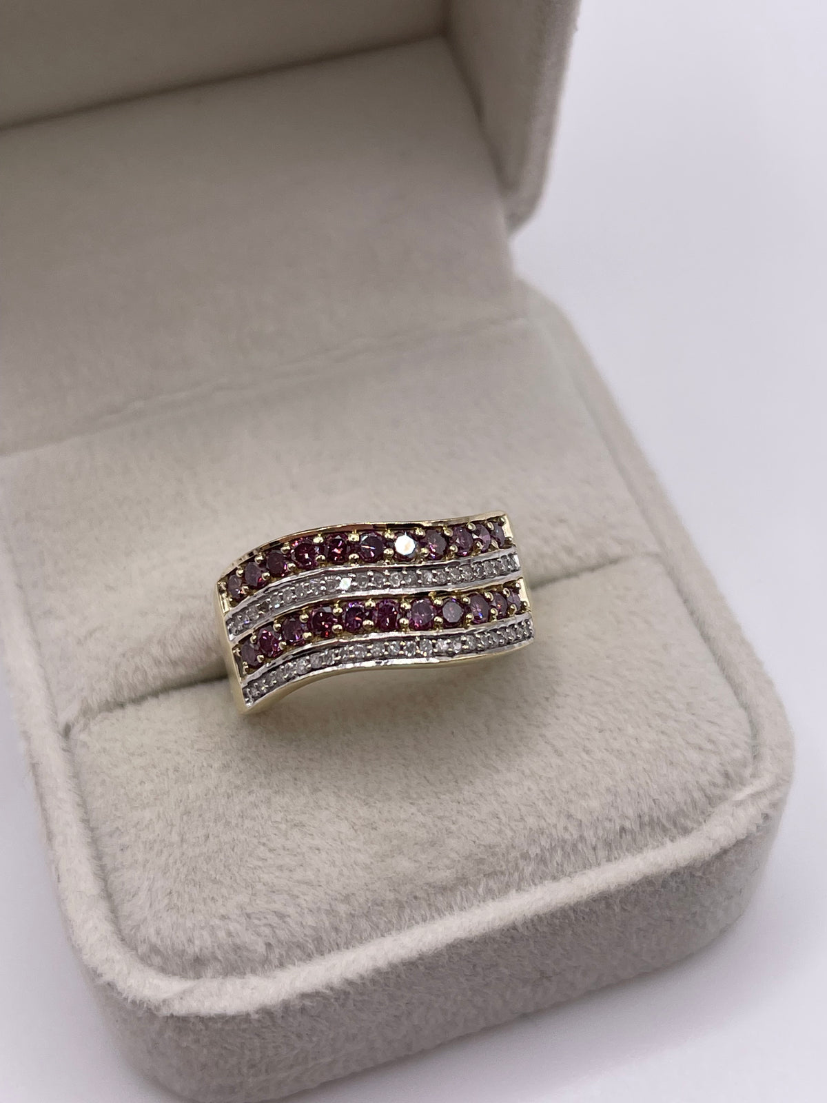 9ct gold diamond cluster ring