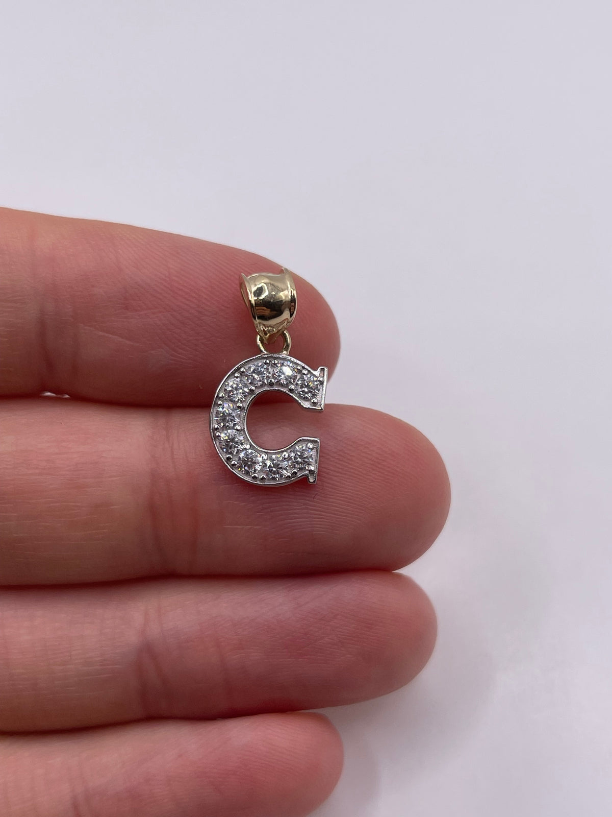 9ct gold cz initial C pendant