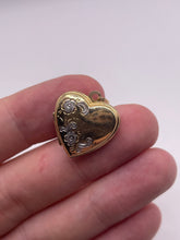 Load image into Gallery viewer, 9ct gold locket pendant
