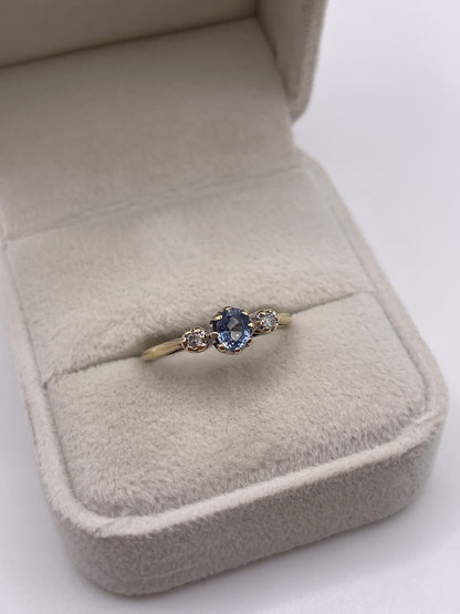9ct gold sapphire and diamond ring