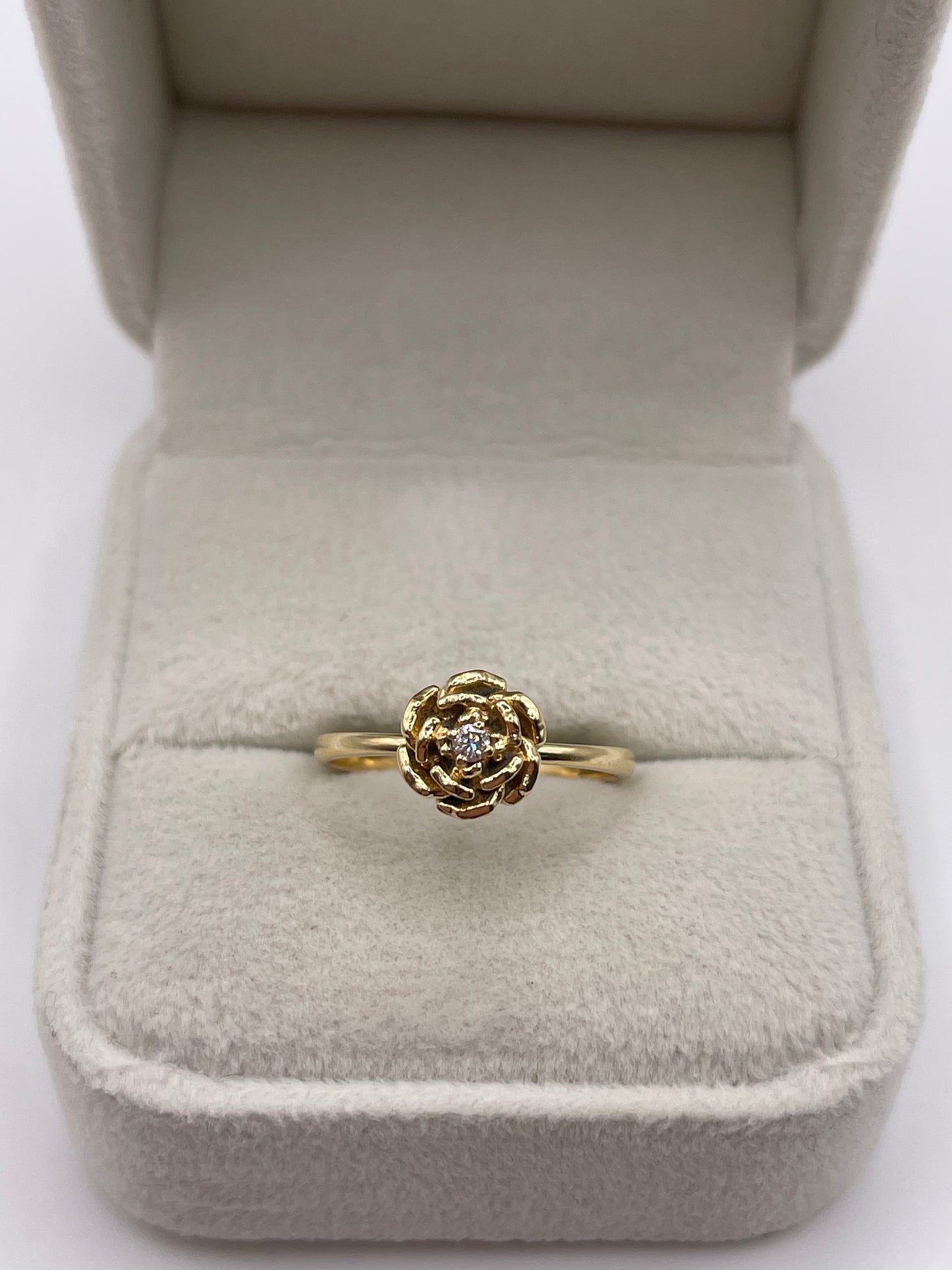 14ct gold diamond ring