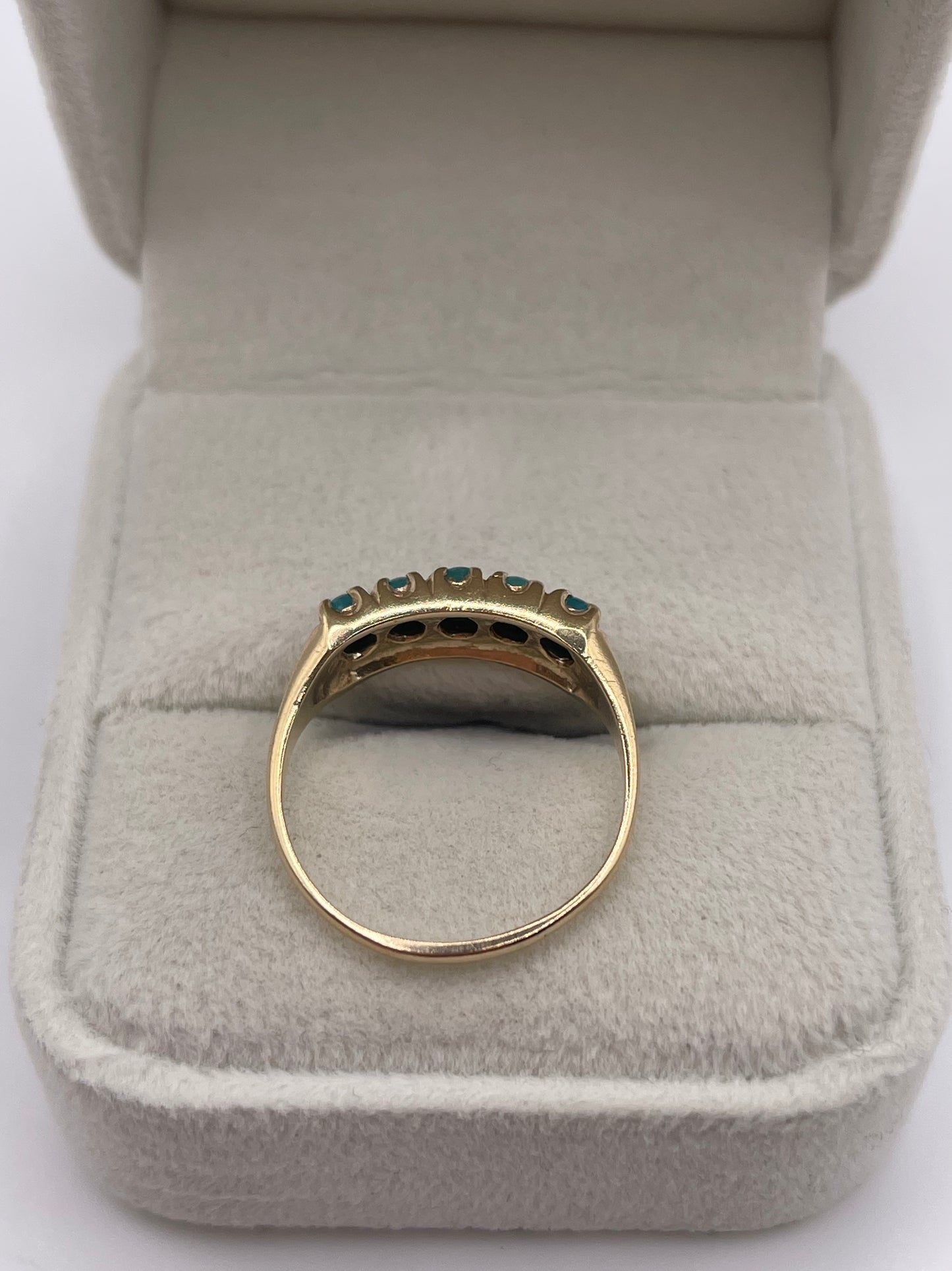 9ct gold turquoise ring