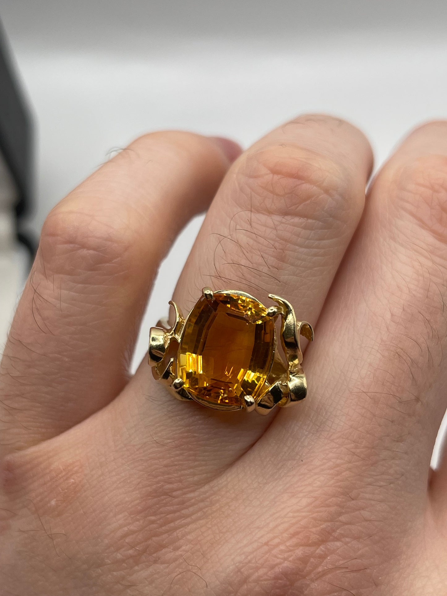 14ct gold citrine ring
