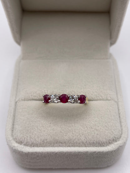 18ct gold ruby and diamond ring