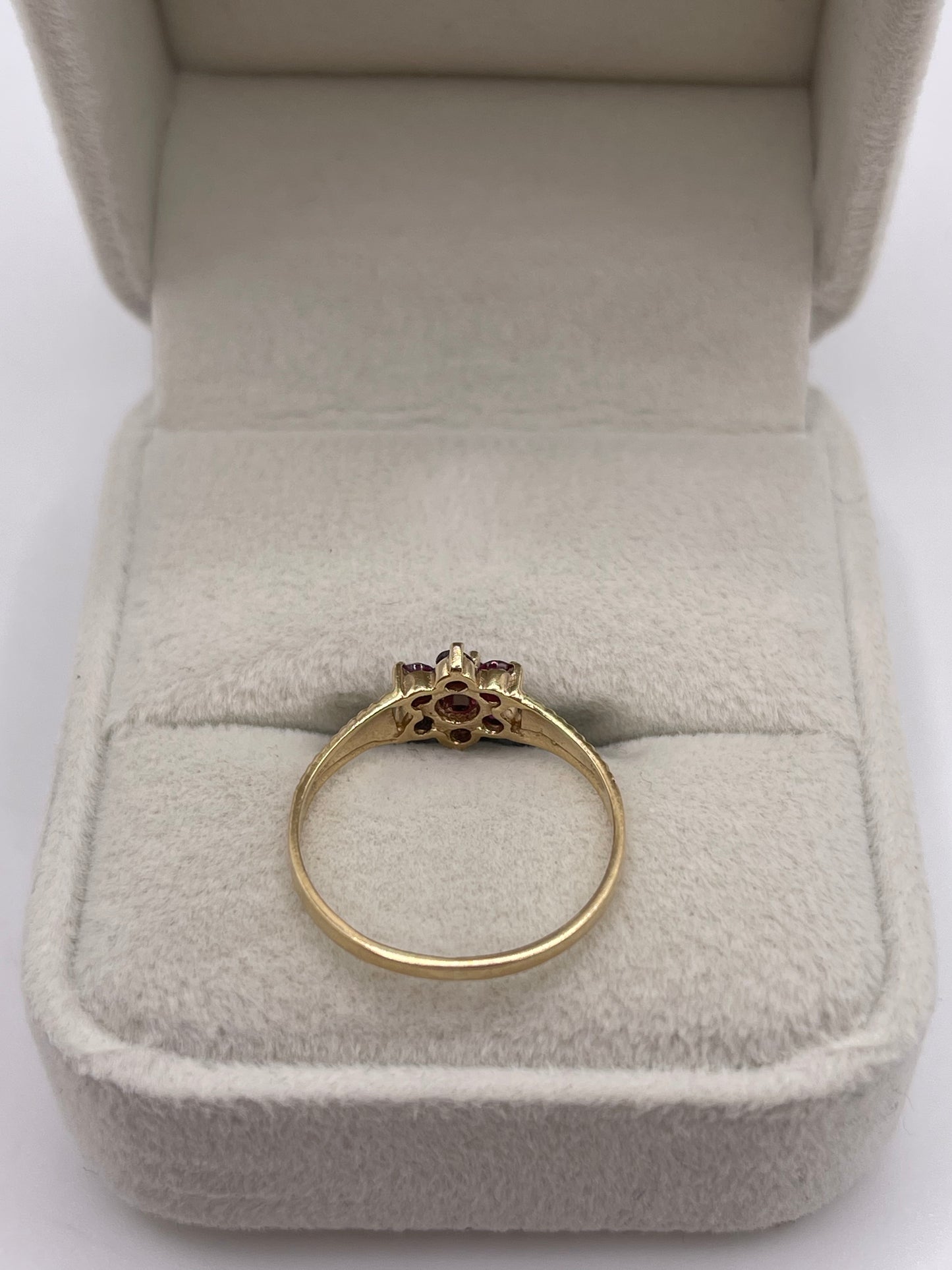 9ct gold ruby cluster ring