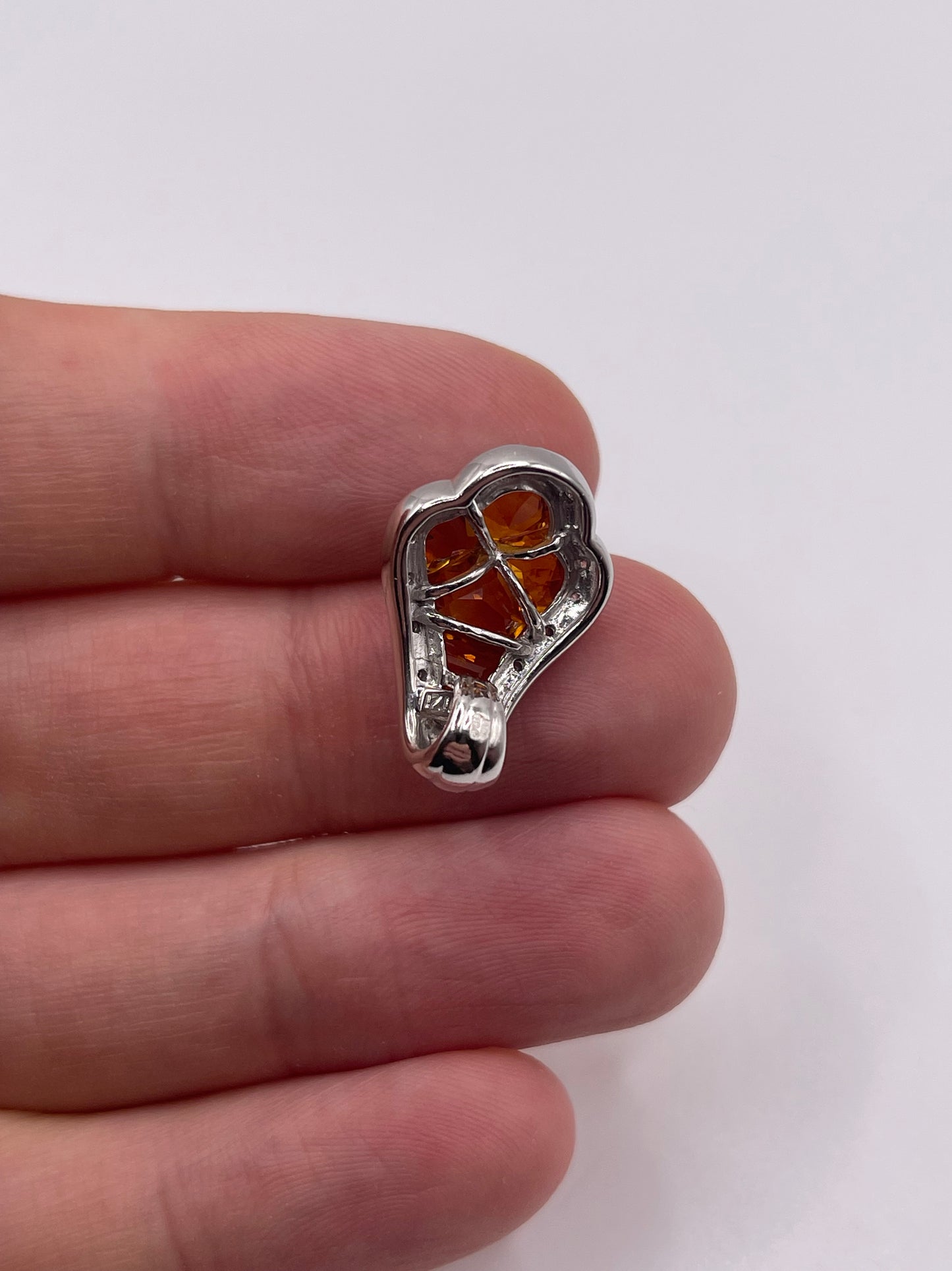 18ct white gold citrine and diamond pendant