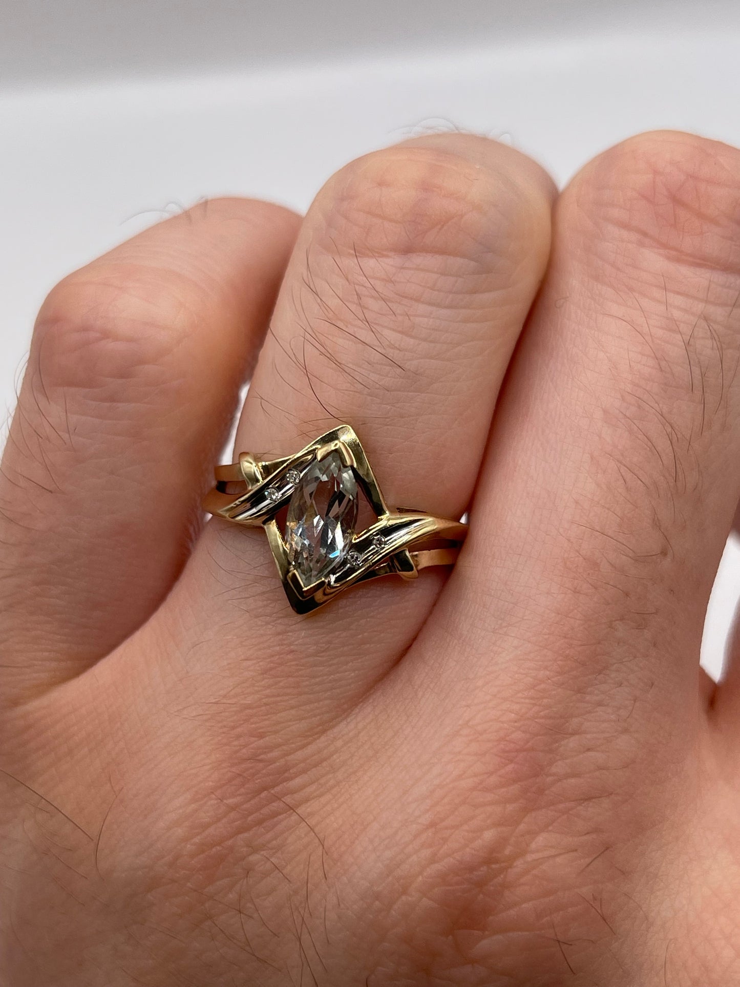 9ct gold green amethyst and diamond ring