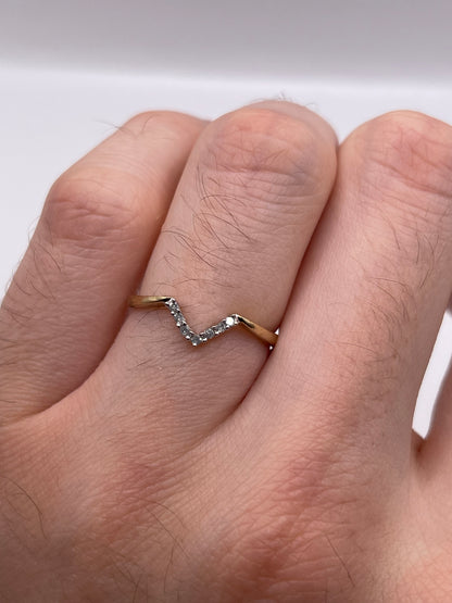 9ct gold diamond wishbone ring
