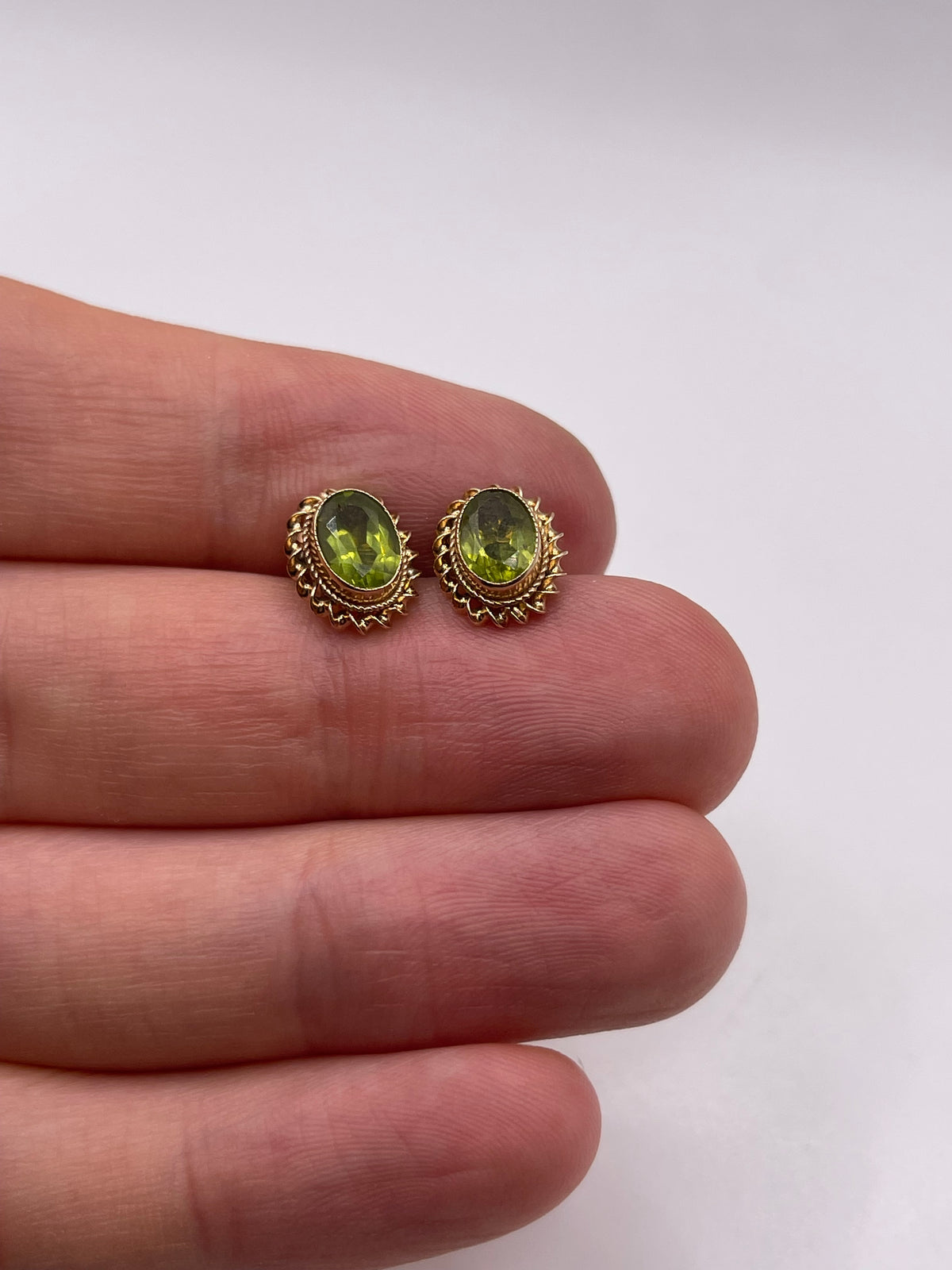 9ct gold peridot earrings