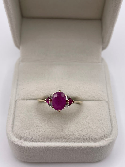 9ct gold ruby and diamond ring