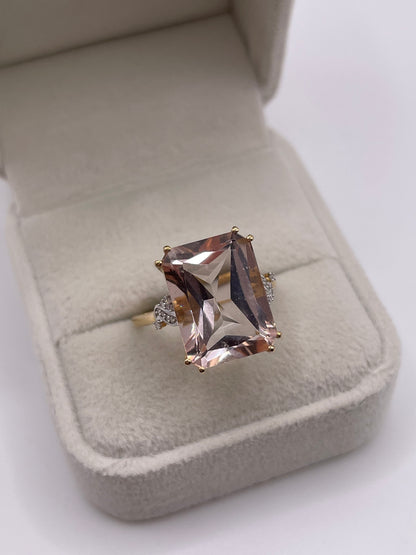 9ct gold morganite and diamond ring
