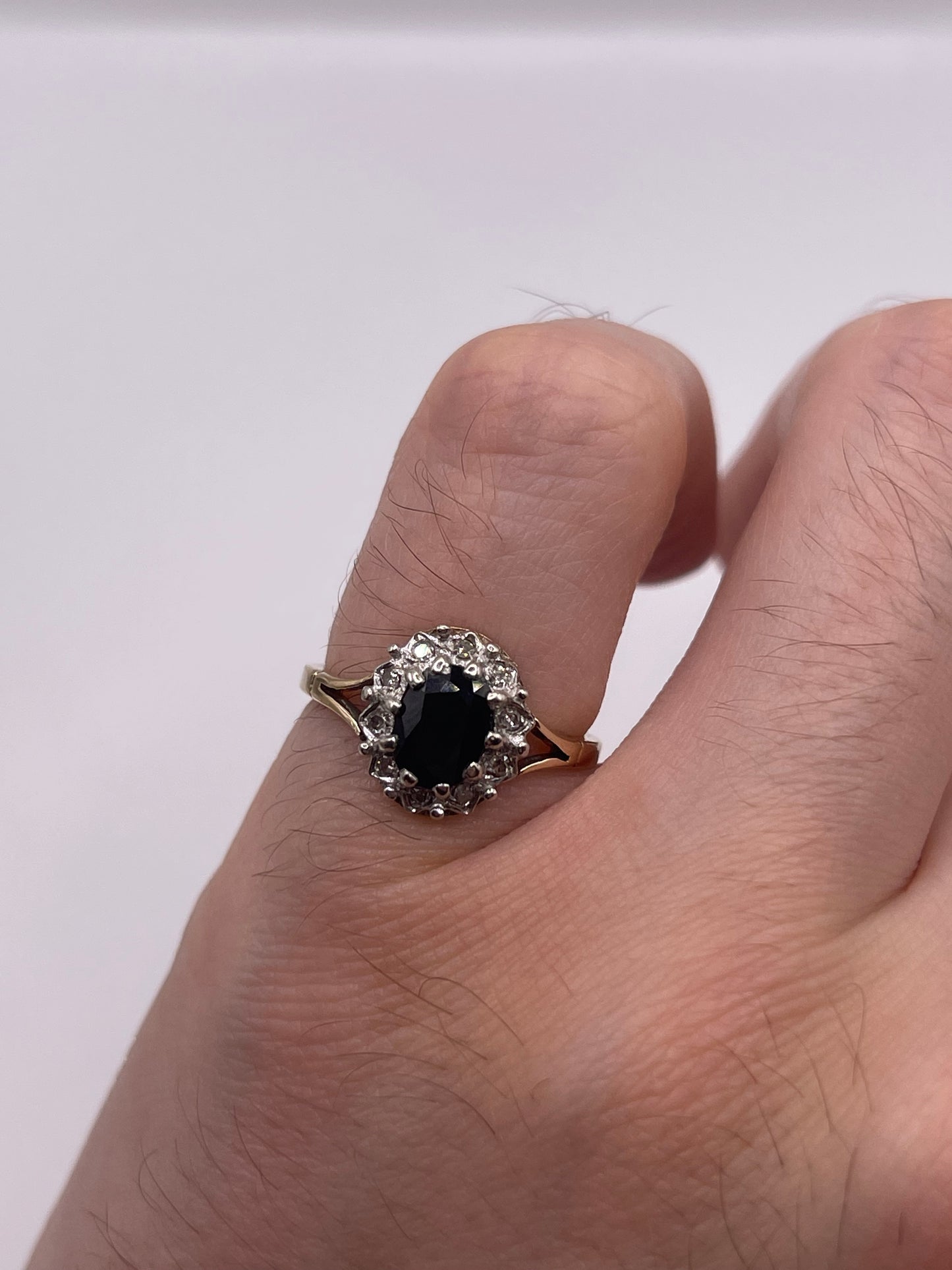 9ct gold sapphire and diamond ring