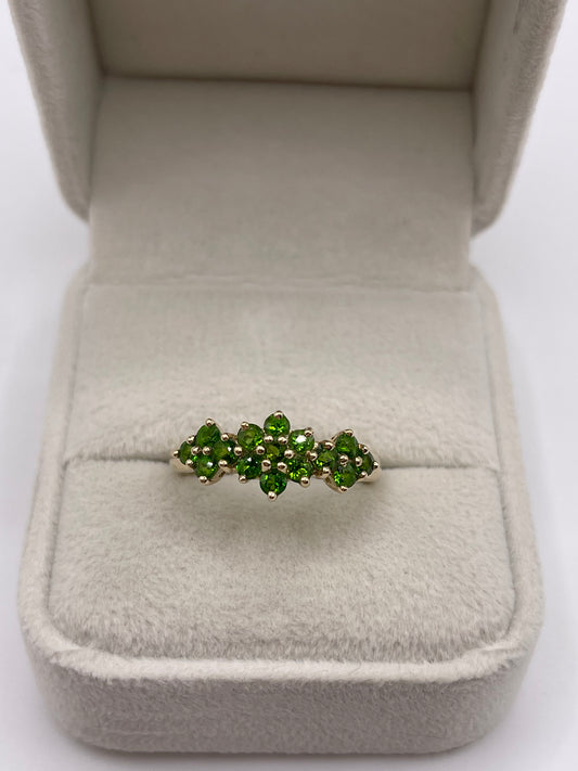 9ct gold diopside cluster ring
