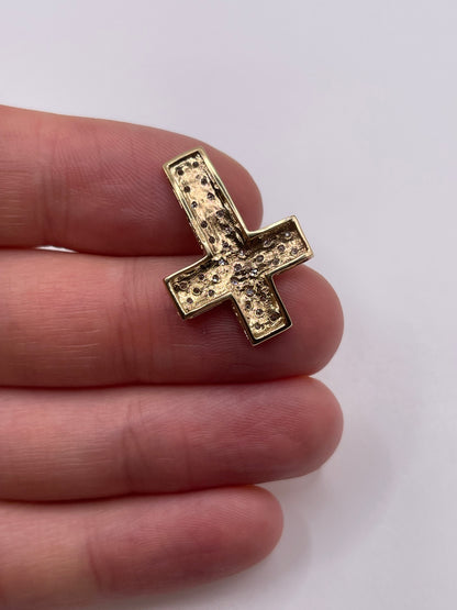 9ct gold diamond cross pendant