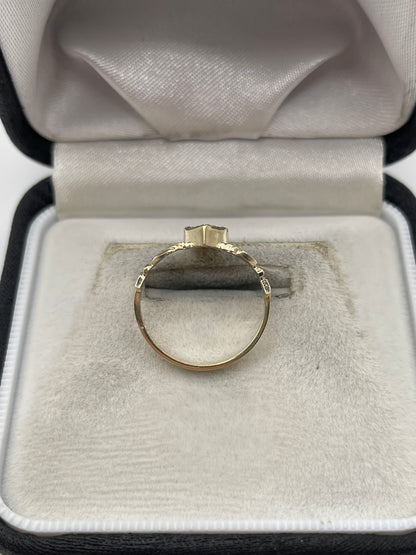 9ct gold topaz claddagh ring