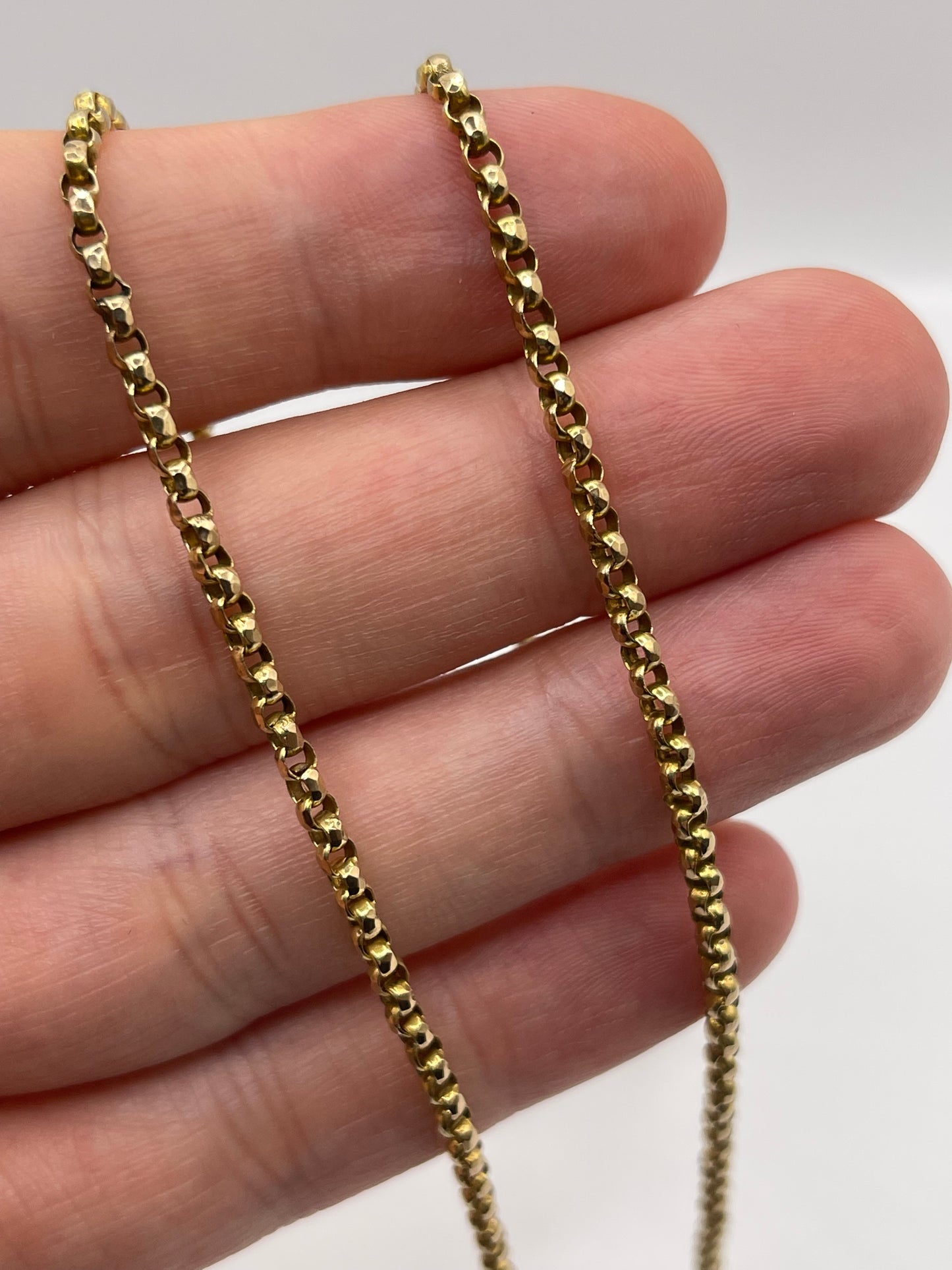 9ct gold chain 185