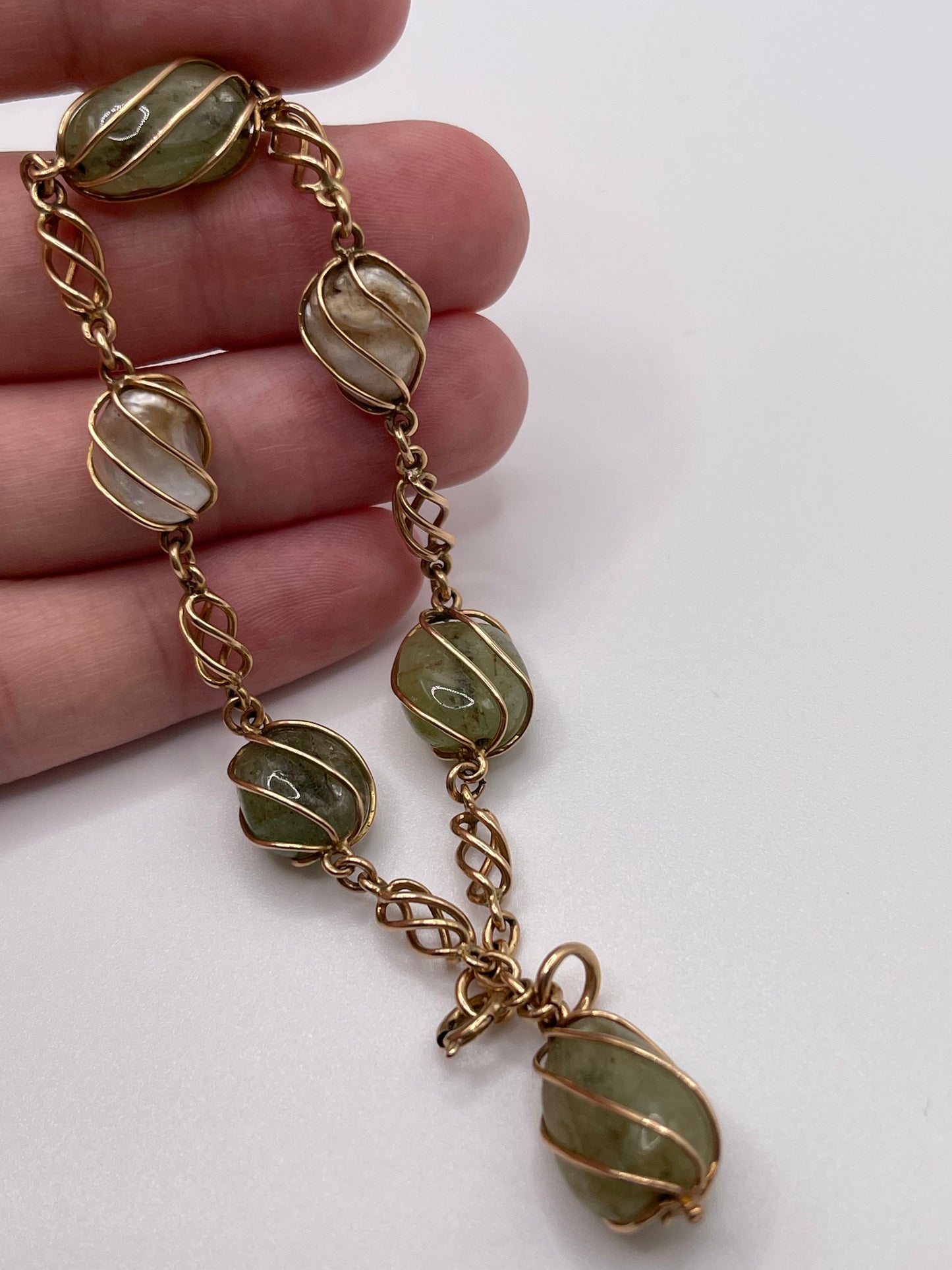 Antique 15ct gold gemstone and pearl bracelet