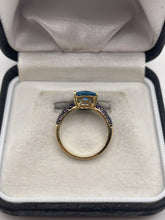 Load image into Gallery viewer, 9ct gold blue and pink topaz ring
