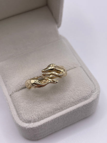 9ct gold diamond greyhound ring