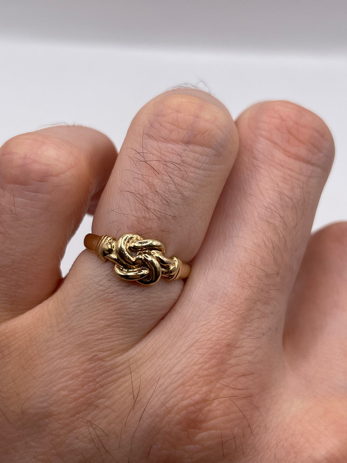 9ct gold knot ring
