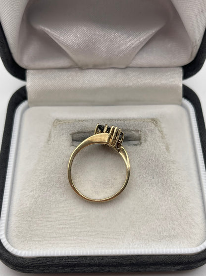 9ct gold sapphire and diamond ring
