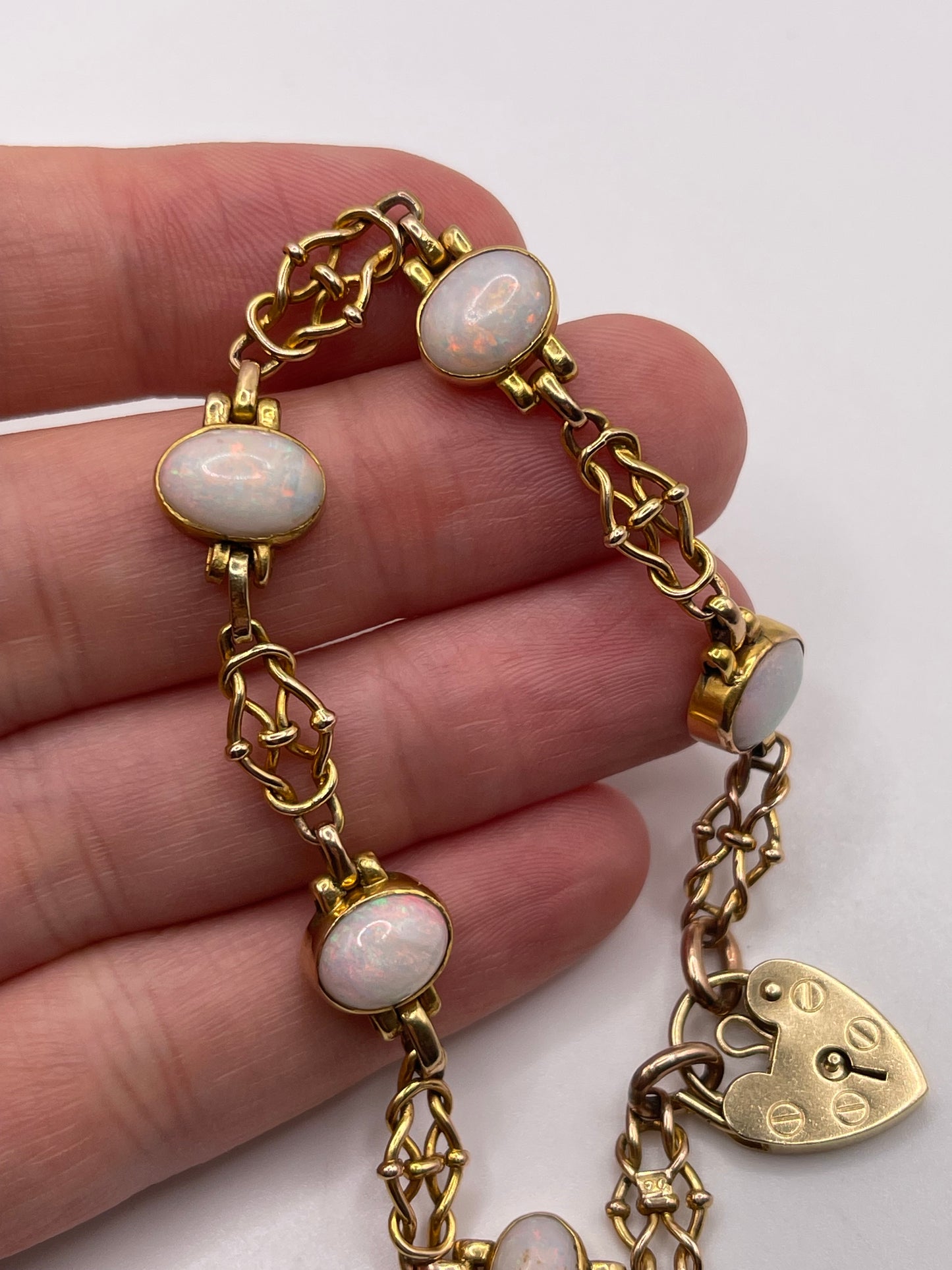9ct gold opal bracelet
