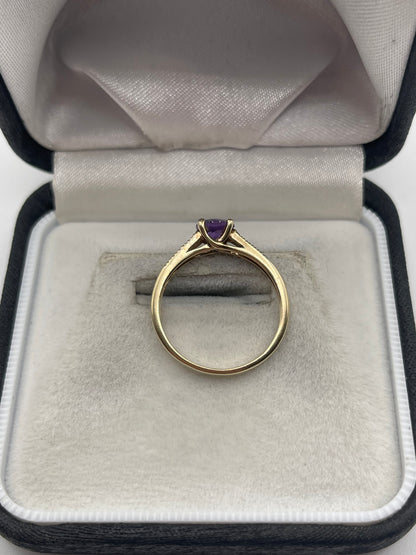 9ct gold amethyst and diamond ring