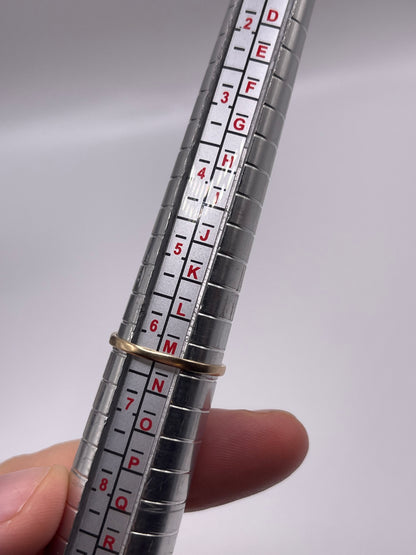 9ct gold cabochon amethyst ring