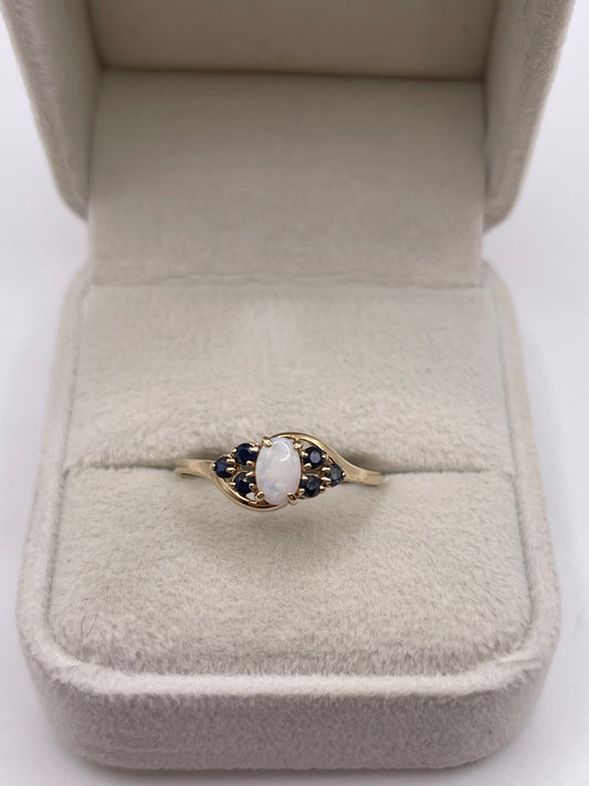 9ct gold opal and sapphire ring