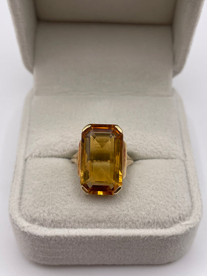 14ct gold citrine ring