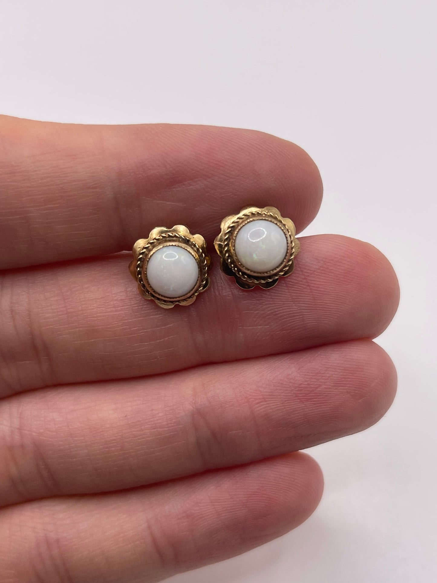 9ct gold opal earrings