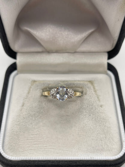 9ct gold aquamarine and diamond ring