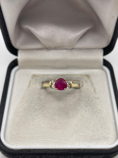 9ct gold ruby and zircon ring