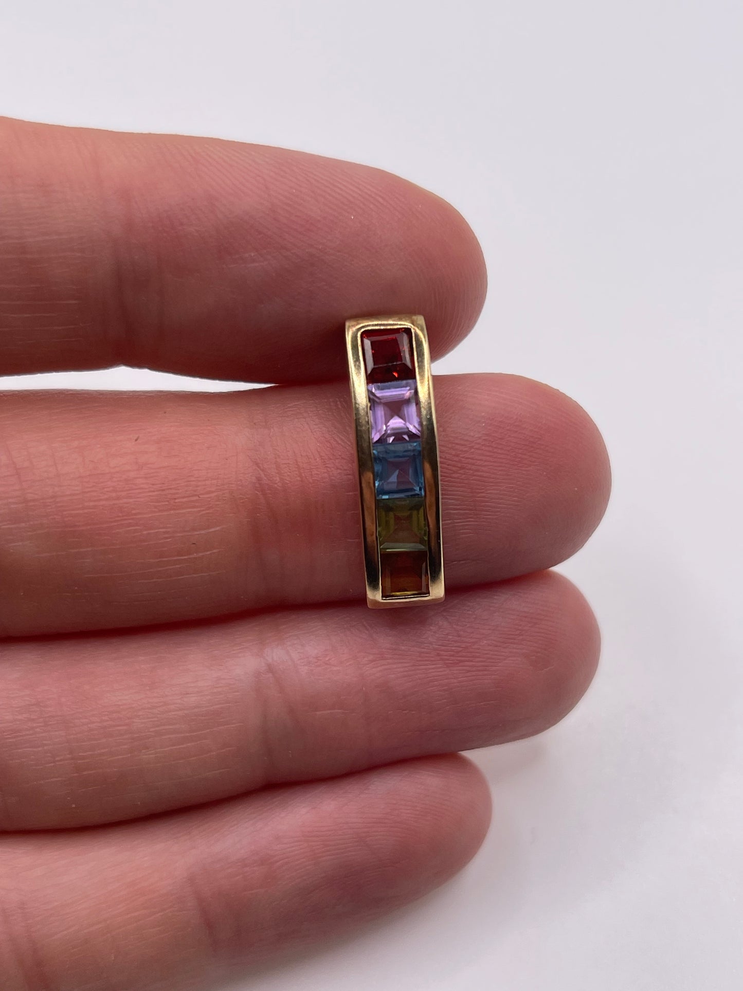9ct gold multi gemstone pendant