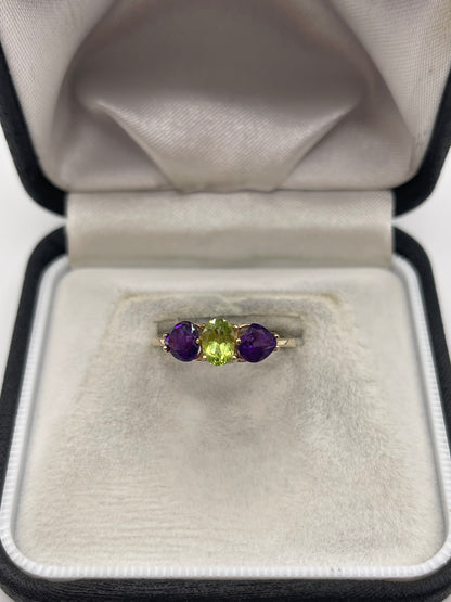 9ct gold peridot and amethyst ring