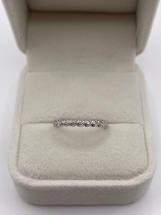 9ct white gold diamond ring