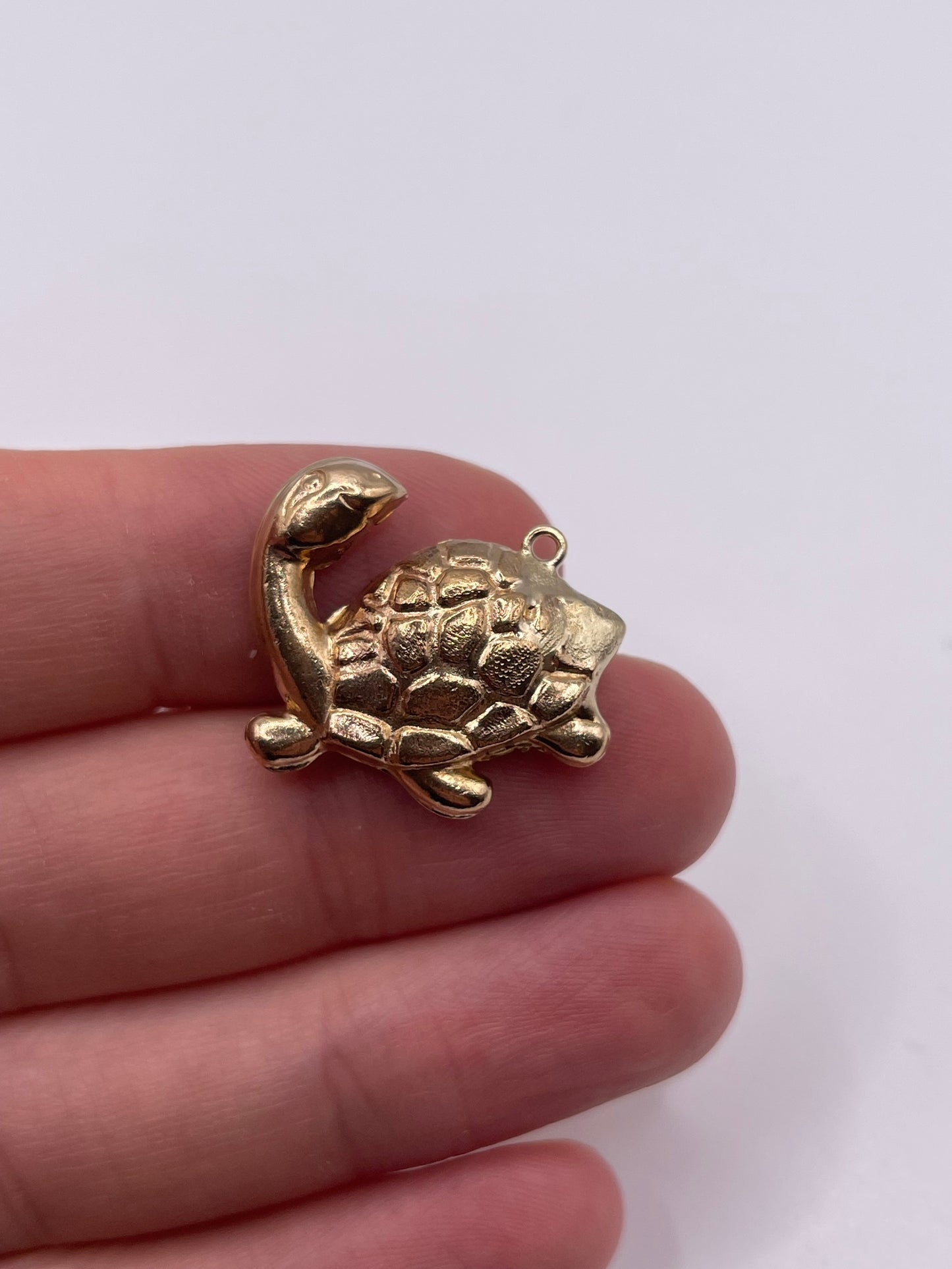 9ct gold tortoise charm